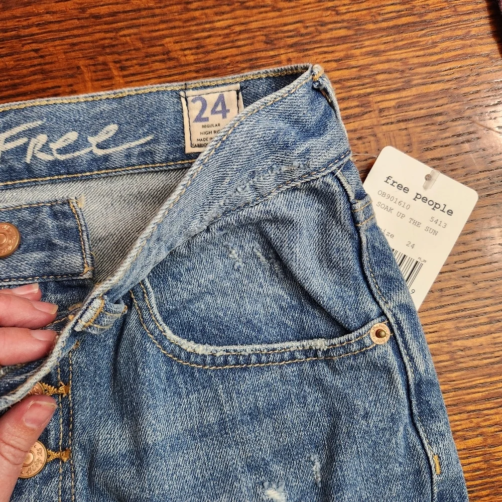 Free People Soak Up The Sun Denim size 24 NWT raw hem high rise